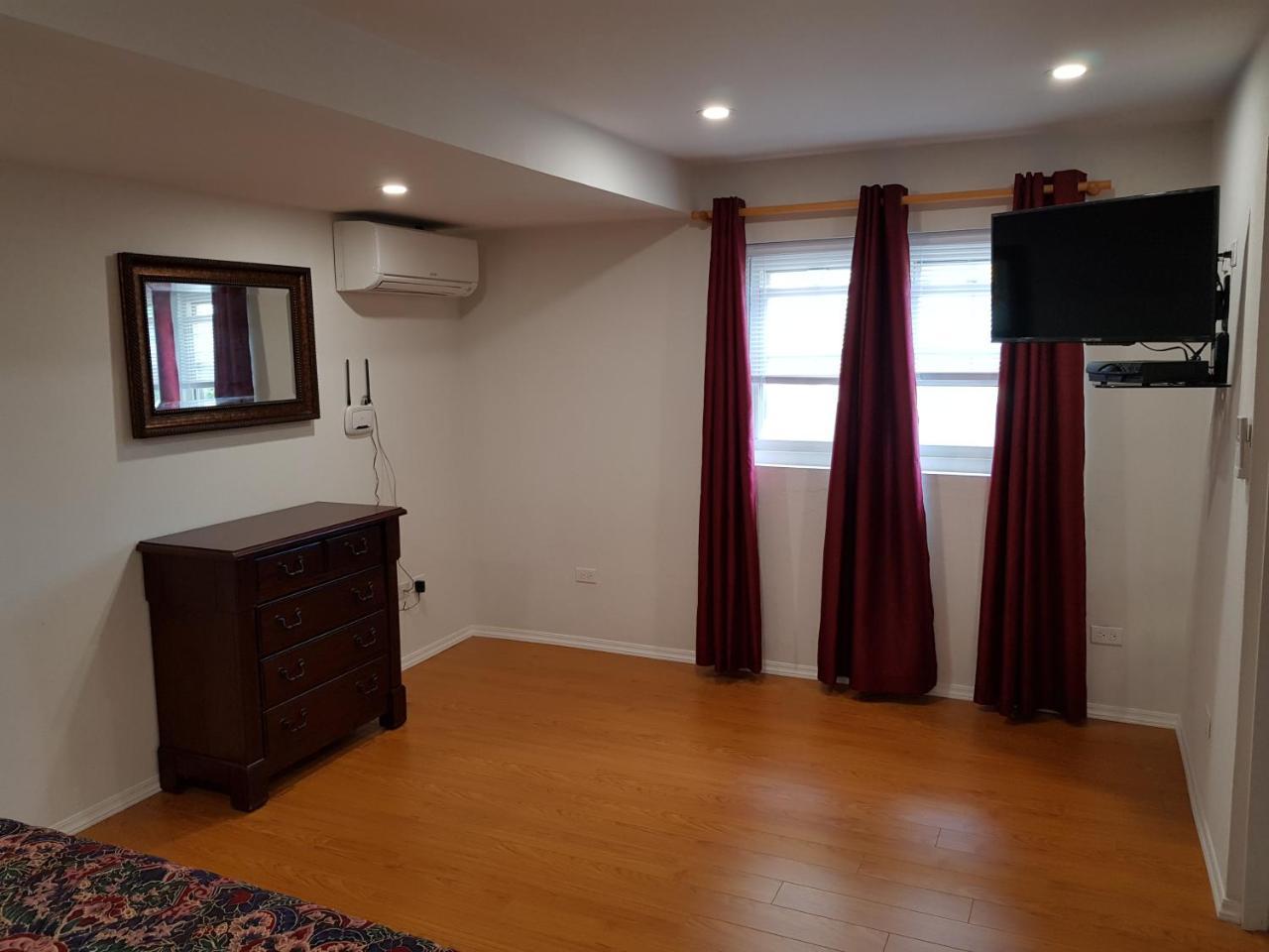 Windsong Guest Apartments Pembroke Bagian luar foto